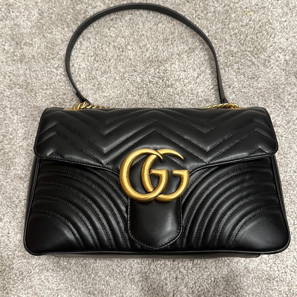 Gucci matelasse Marmont in medium, black